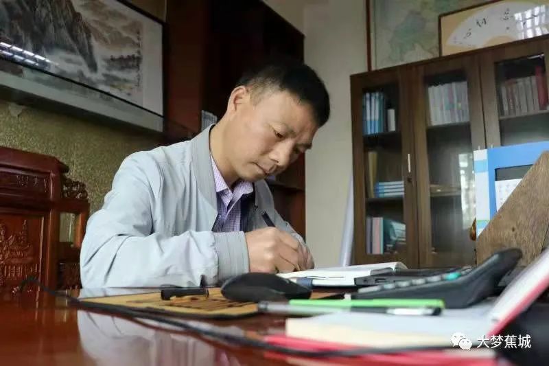 點(diǎn)將臺 | 章詩陸：心系種苗 寄情農(nóng)業(yè) 幫扶鄉(xiāng)村促振興